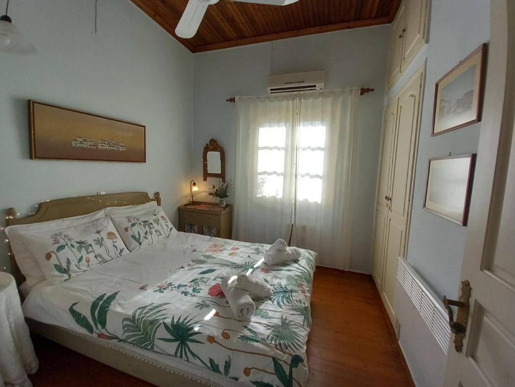 Aphrodite'S Coast Retreat House! Galaxídhion Esterno foto