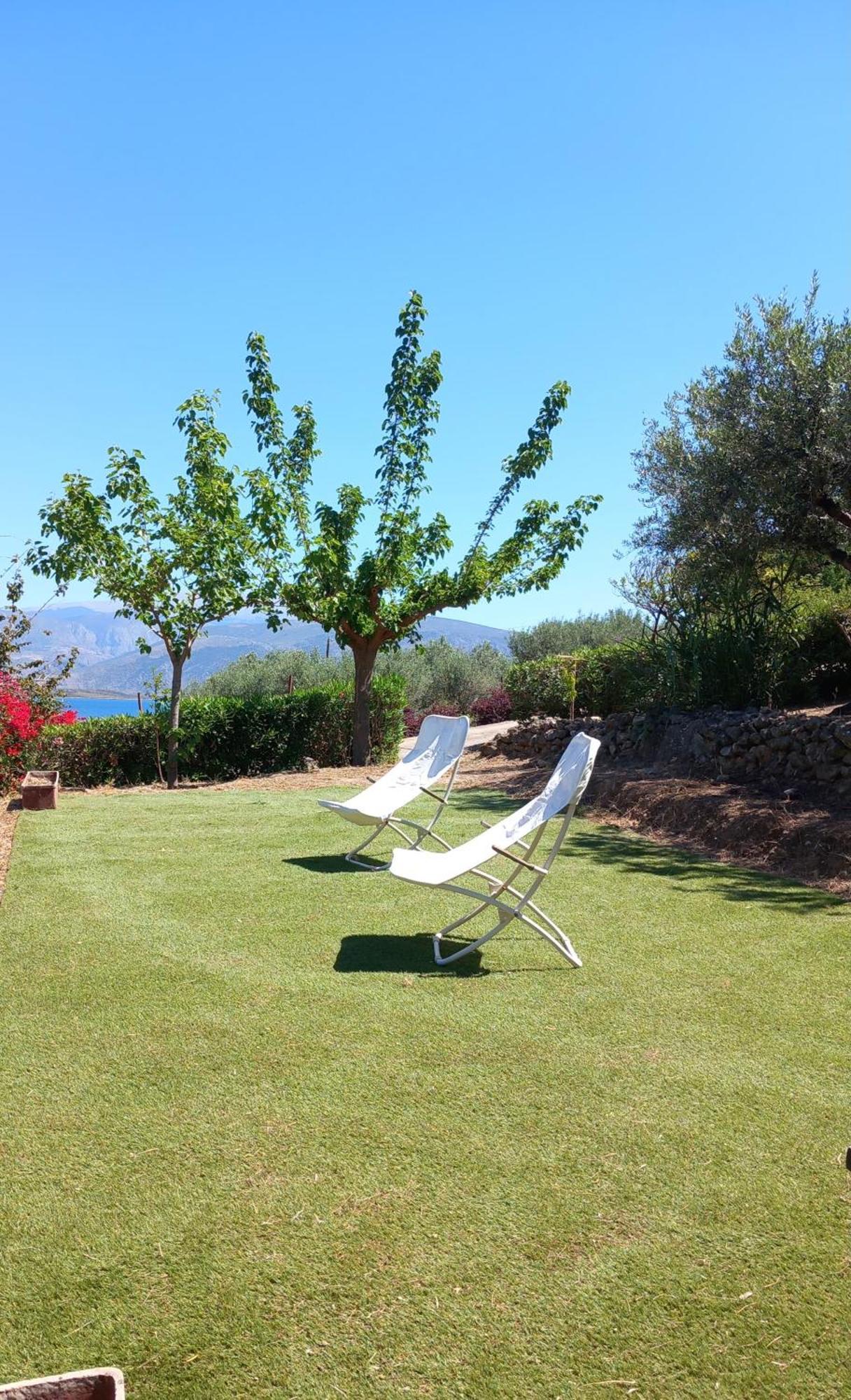 Aphrodite'S Coast Retreat House! Galaxídhion Esterno foto